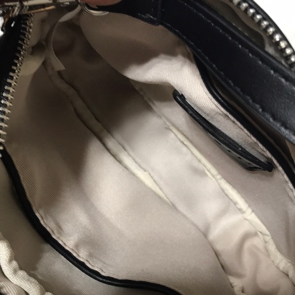 Bugatti crossbody bag with adjustable strap. NWT - Picture 4 of 7